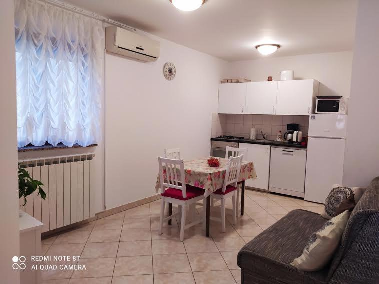 Apartman Snjezana Фажана Экстерьер фото